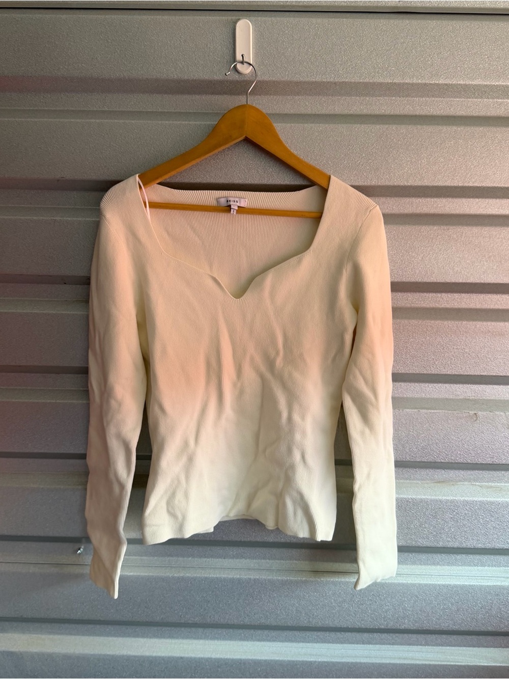 REISS  Emine Ribbed Sweetheart neck sweater